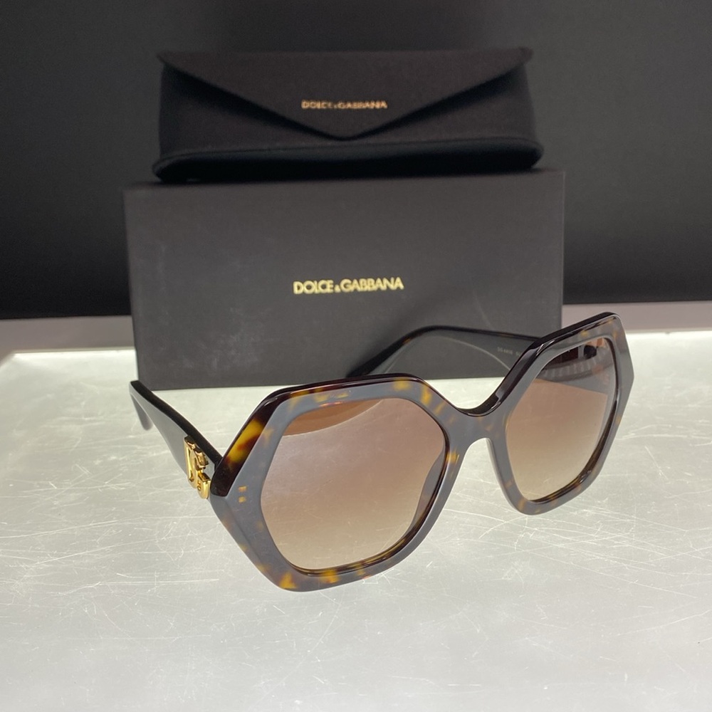 New Authentic DOLCE & GABBANA Gradient Brown Irregular Ladies Sunglasses